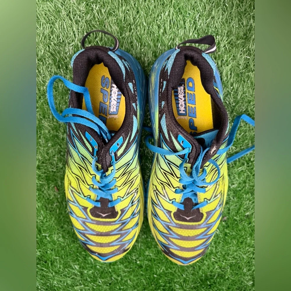Hoka men’s Shoes size‎ 7